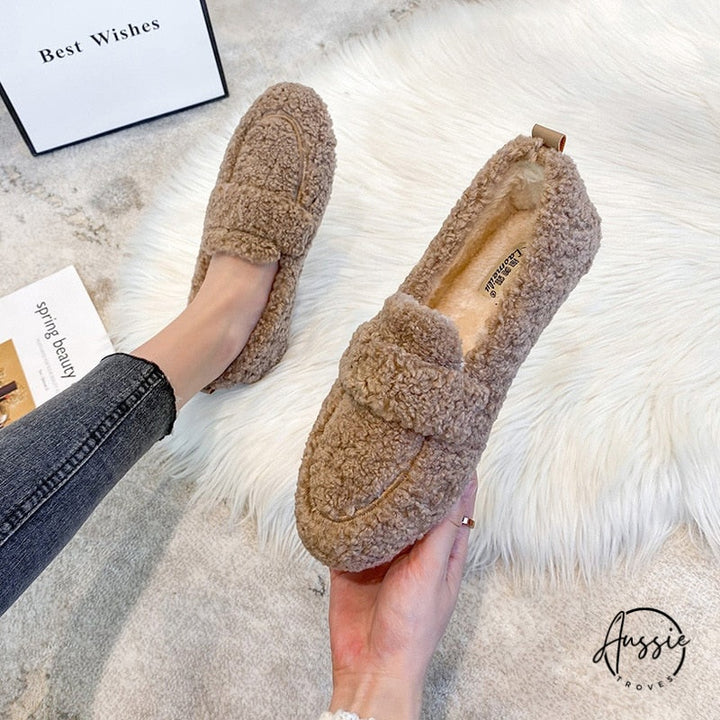 SnuggleStep | Plush House Slippers