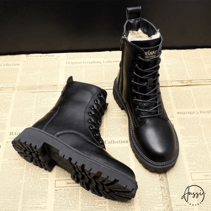 Everest™ | Chic Black Leather Winter Boots